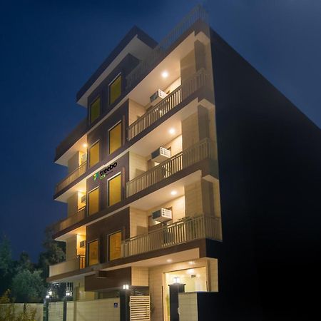 Treebo Elite Corporate, Sector 62 Hotel Noida Exterior photo