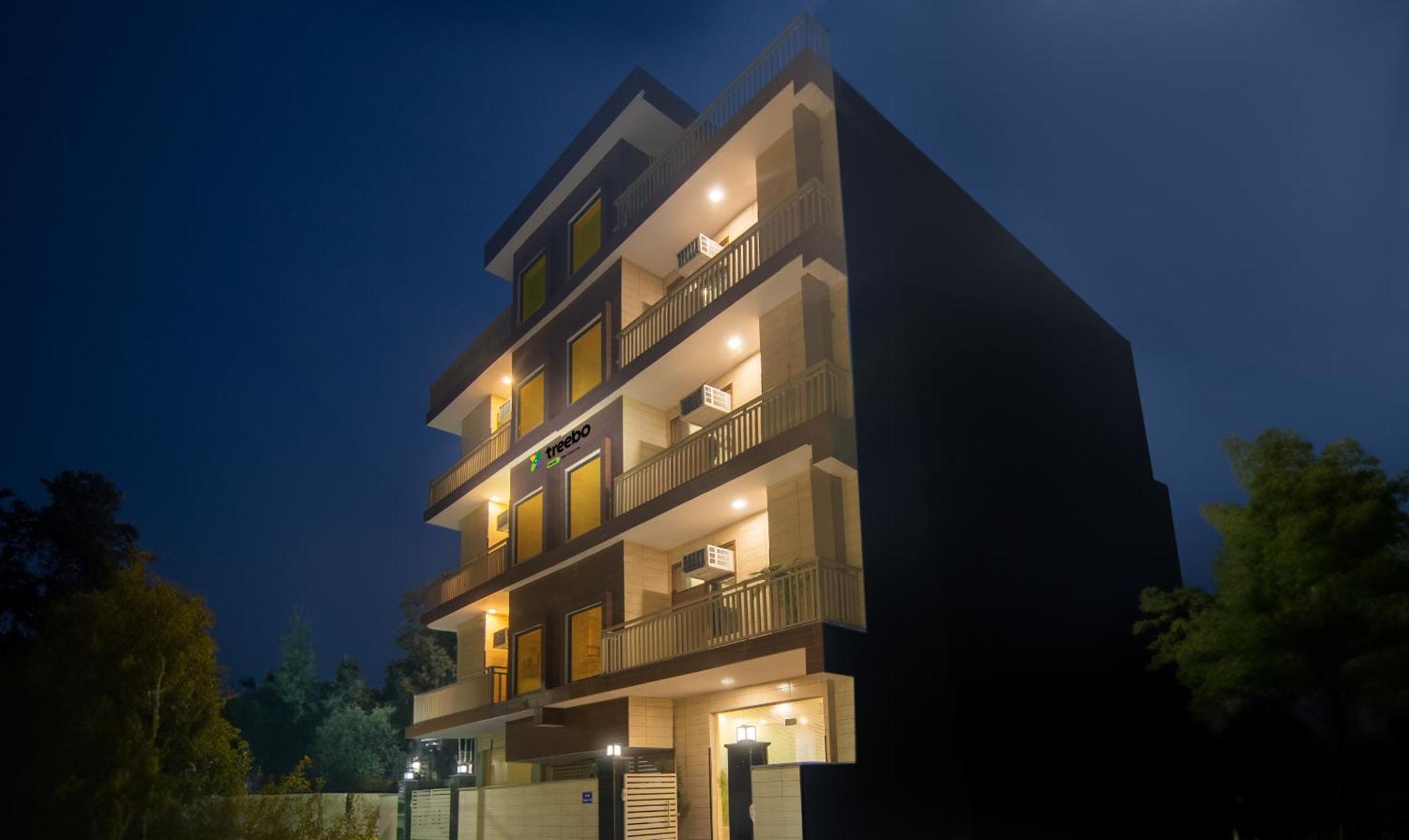 Treebo Elite Corporate, Sector 62 Hotel Noida Exterior photo