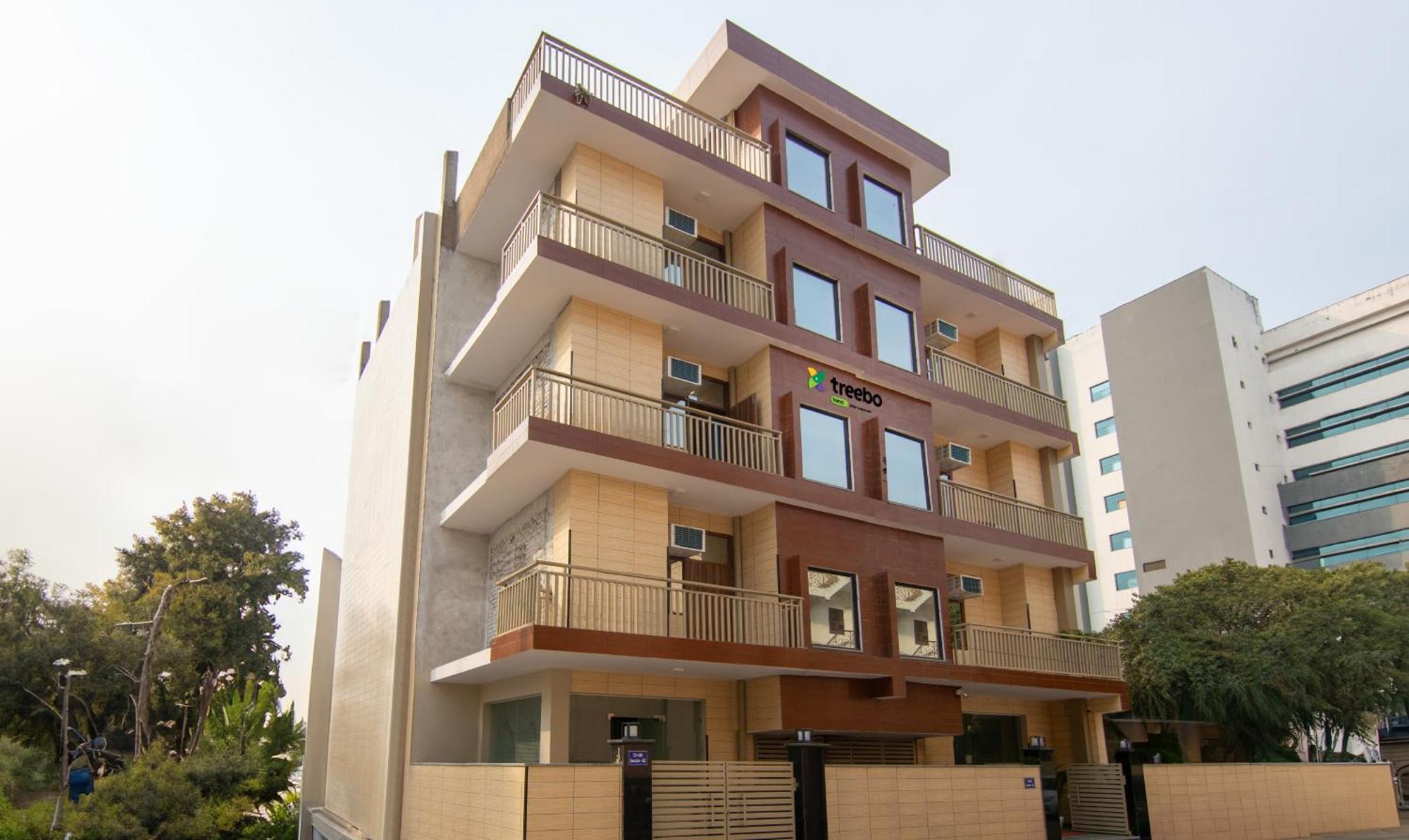Treebo Elite Corporate, Sector 62 Hotel Noida Exterior photo